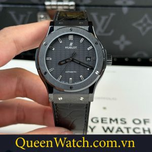 dong ho hublot classic fusion replica 42mm vo ceramic mat so den day cao su lot da 10